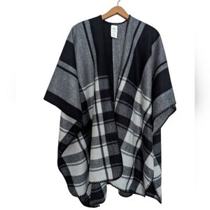WOOLRICH Plaid Poncho Wrap Shawl‎ Black/Gray/White